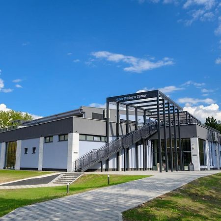 Adica Prenociste Sport Wellness Centar - Bazeni Vandrehjem Ada Eksteriør billede