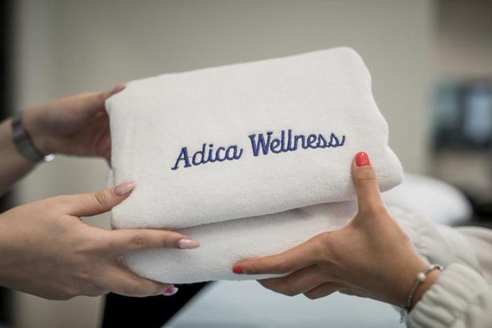 Adica Prenociste Sport Wellness Centar - Bazeni Vandrehjem Ada Eksteriør billede